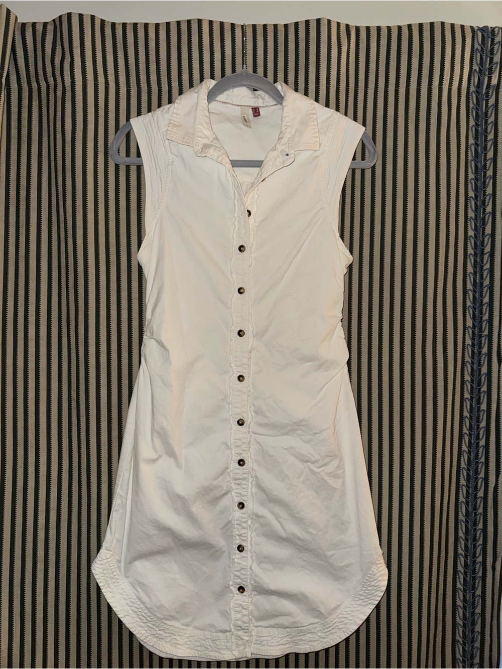 Pilcro Sleeveless White Button-Front Shirt Dress